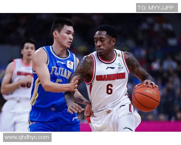 马尚布鲁克斯：从篮球新星到职业生涯的辉煌转折与成长之路