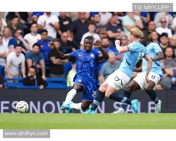 切尔西门将凯帕在对阵曼城的关键战役中展现出色表现