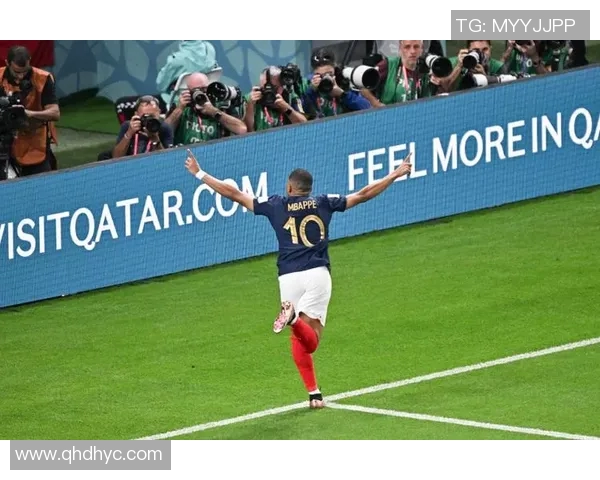 姆巴佩引领法国队重返巅峰之路球迷期待他在世界杯上的精彩表现